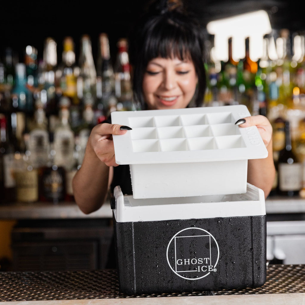 ACCESSORIES Ghost Ice Compact Clear Ice Maker